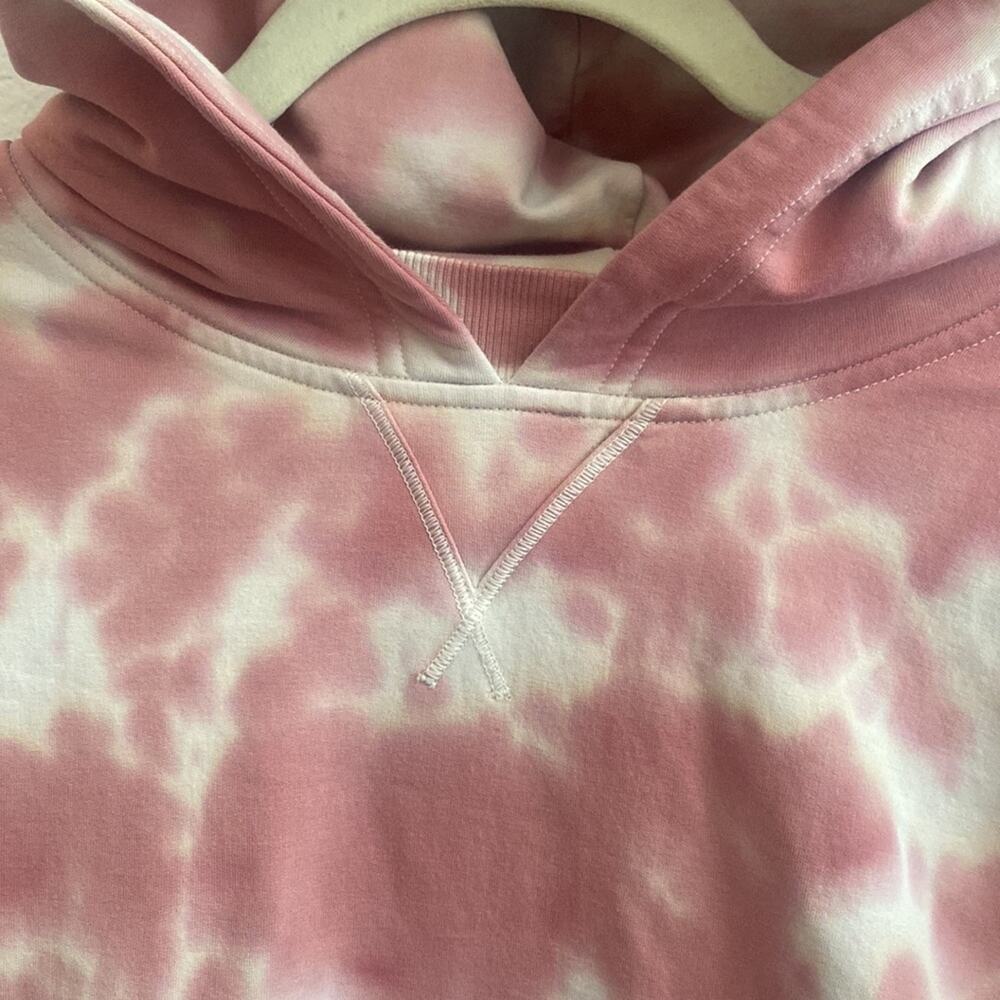 Lululemon Pink and White Tie dye hoodie - Picture 7 of 13